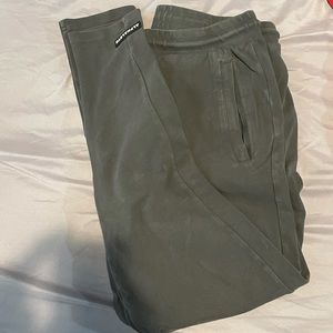 Alphalete Identity Joggers. Color obsidian